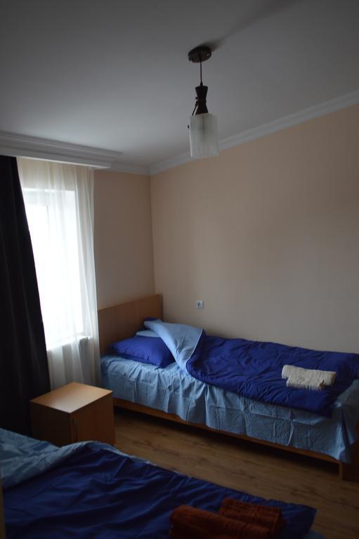 Guest House Qubi Kazbegi Exterior photo