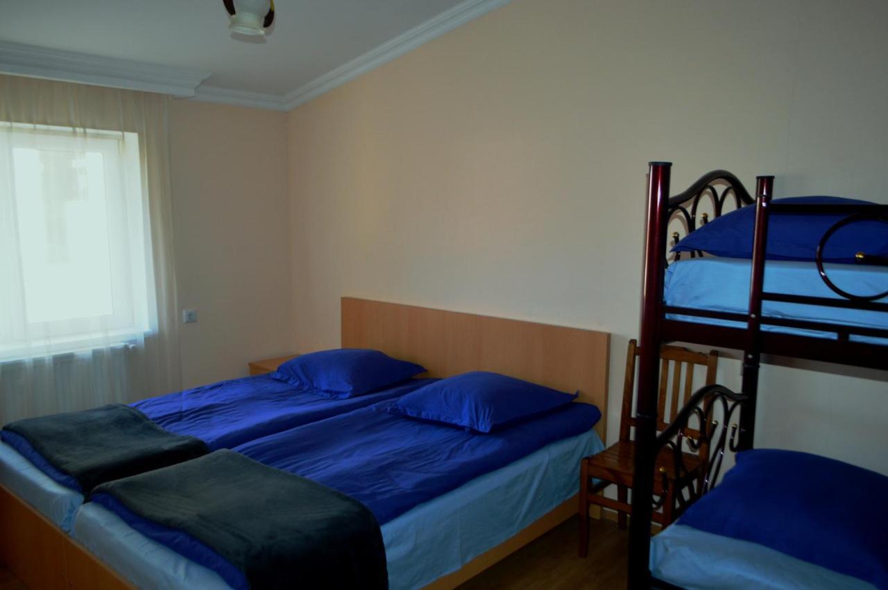 Guest House Qubi Kazbegi Exterior photo